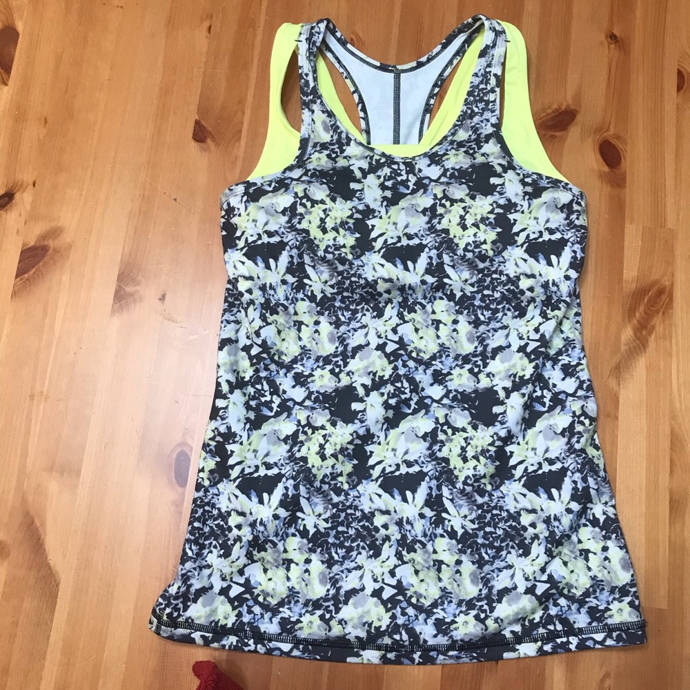 Lululemon Tank with built in bra